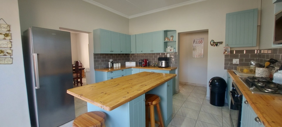 3 Bedroom Property for Sale in Albertinia Western Cape